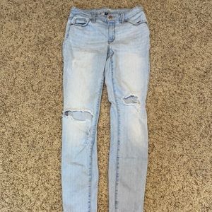 Light wash jeans